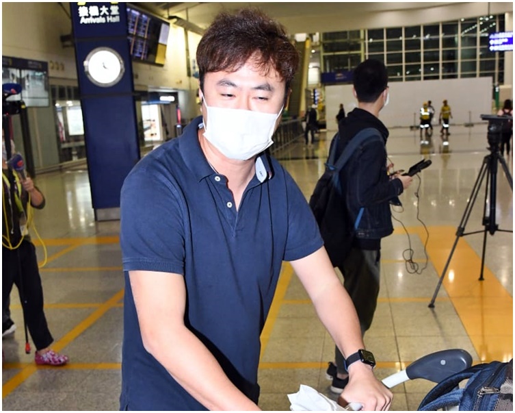 突然成為首批「疫監」客,嚴先生:「真係要多謝國泰嘞」。