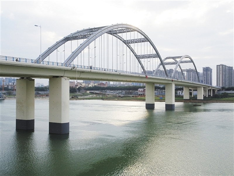 南寧市凌鐵大橋。(網圖)