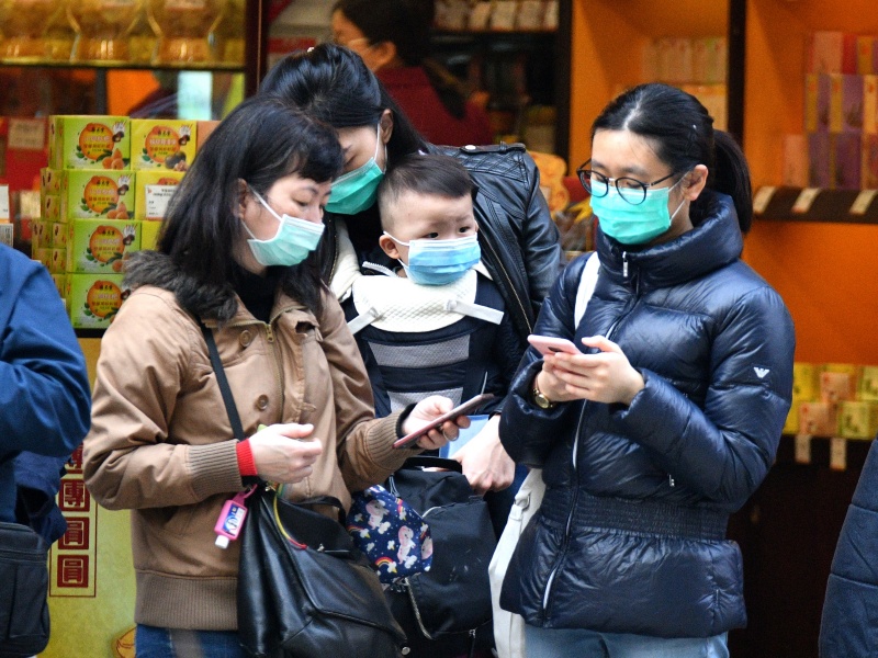 調查指8成婦女受撲口罩困擾。資料圖片