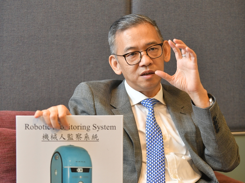 胡英明解釋,署方將為在囚人士設立不同智慧自助服務系統,方便他們自行處理事件。