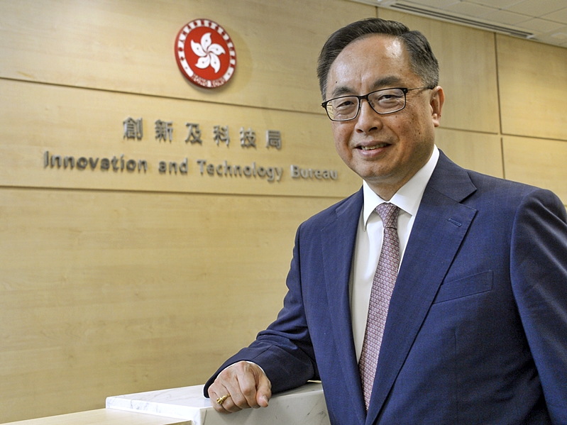 楊偉雄表示多了資金來港,便可開展更多大型項目。
