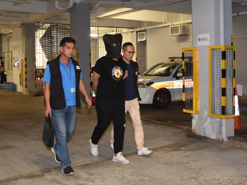 新界北兩車被盜,無業男涉五罪被捕。