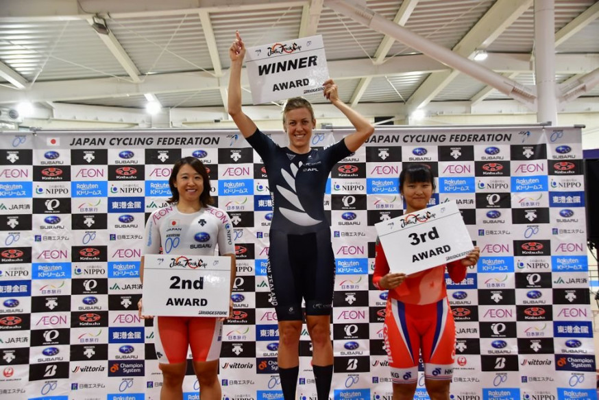 港隊新星李思穎奪女子全能賽銅牌。圖片擷取自日本自転車競技連盟 Twitter