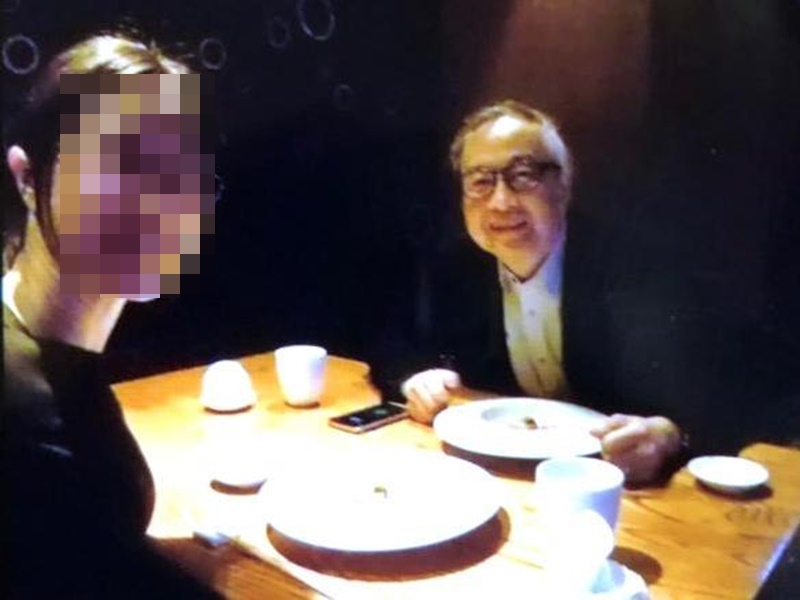 郭始剛現年六十五歲,據悉其年齡可能與范女父親相差無幾。