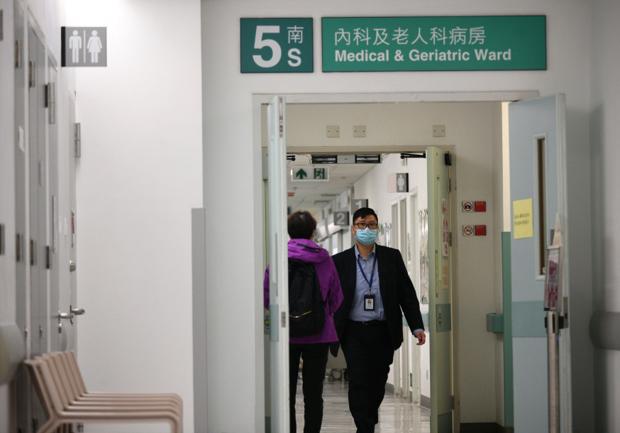 曾接觸確診老翁的博愛醫院職員約有270位,正陸續接受檢測。 資料圖片